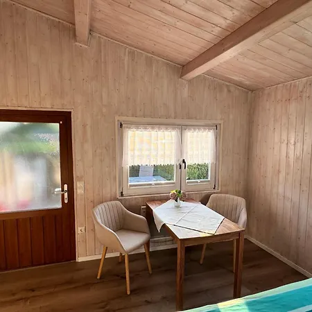 度假居 Blockhaus Frida *